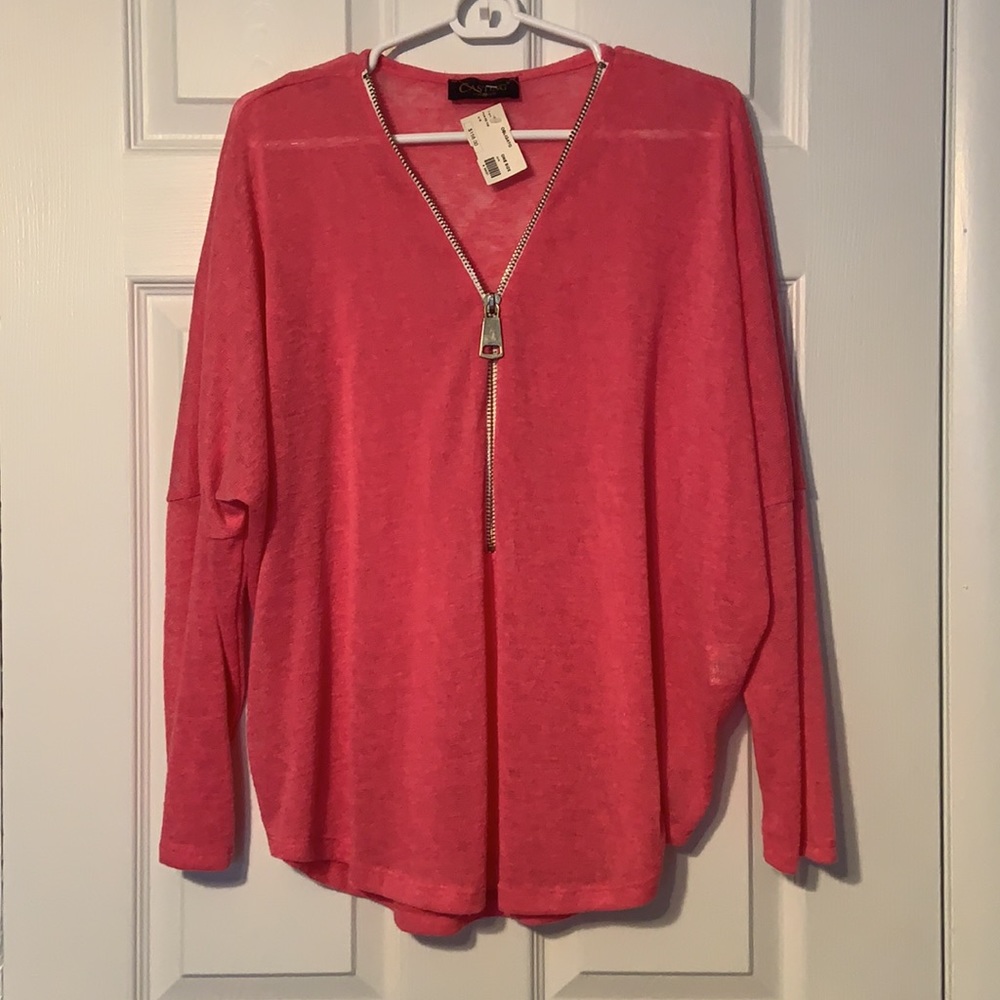 NWT Casting Zip Top